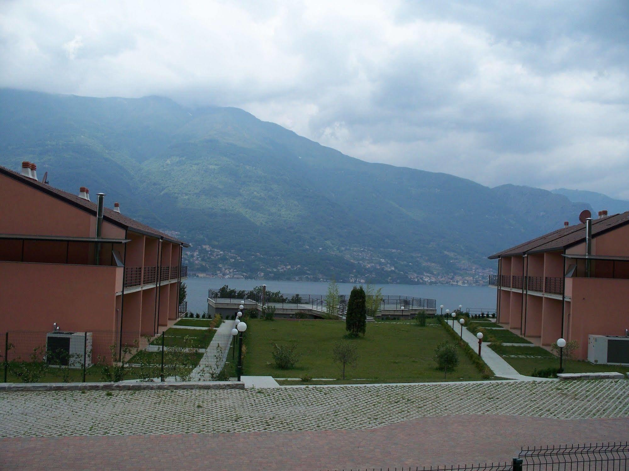 Residence Oasi Del Viandante Lake Como Exterior photo